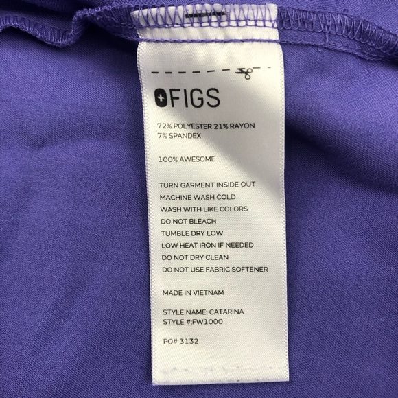 Figs Women’s Scrub Set - Picture 13 of 16